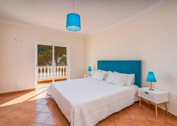 Poiso Da Aguia * Carvoeiro (Lagoa)