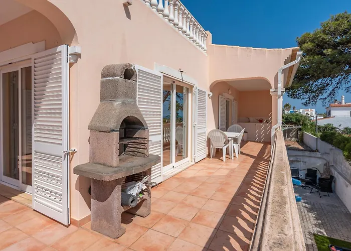 Poiso Da Aguia Carvoeiro (Lagoa)